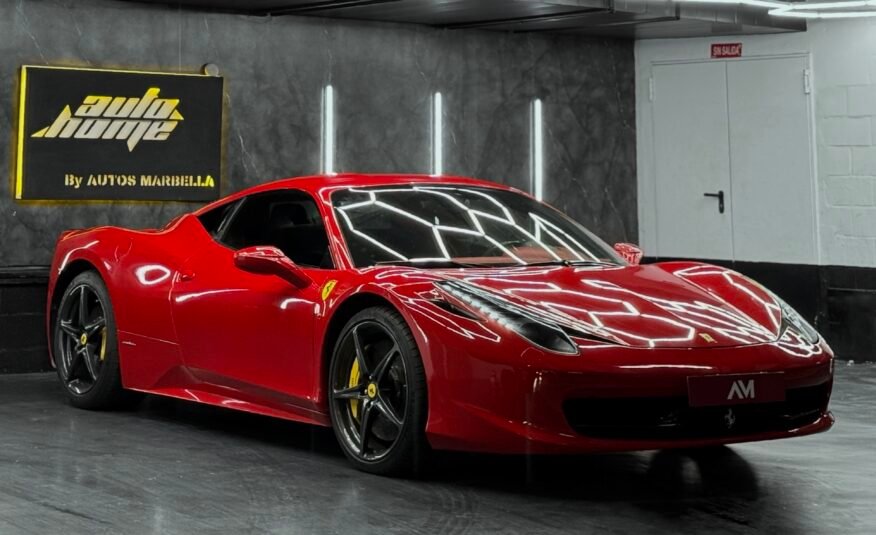 FERRARI 458 Italia