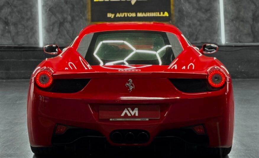 FERRARI 458 Italia