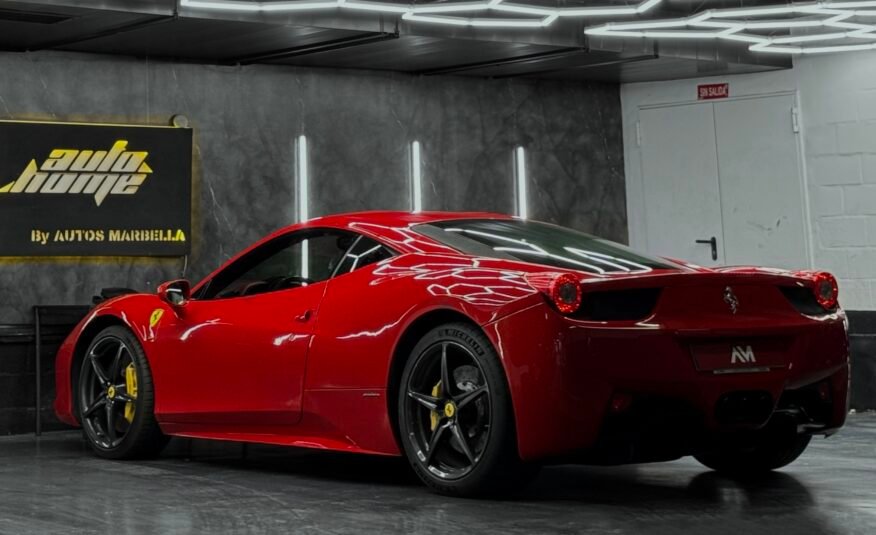 FERRARI 458 Italia