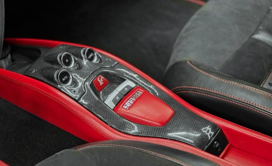 FERRARI 458 Italia