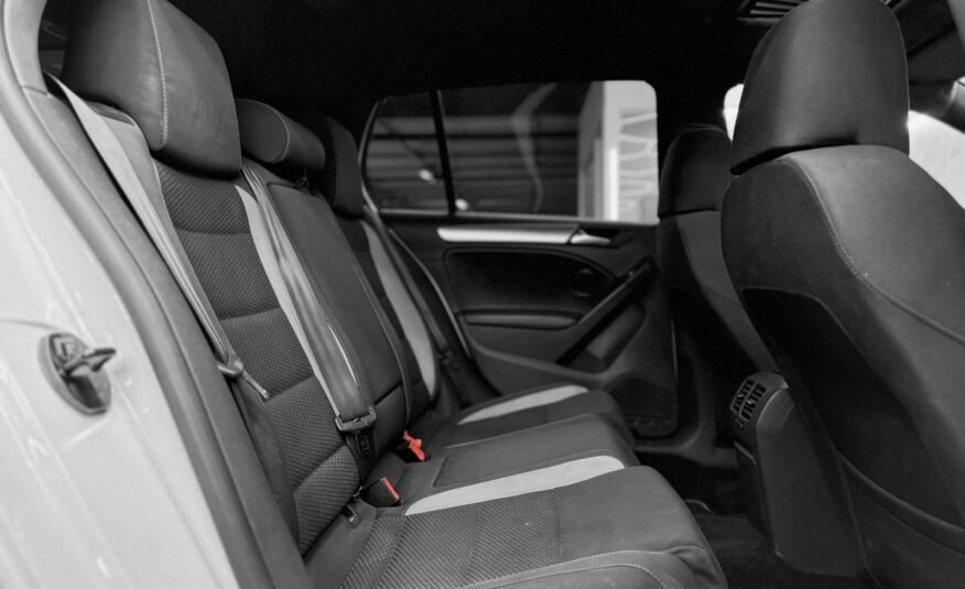 VOLKSWAGEN Golf 2.0 TSI 270cv 4Motion R 5p.