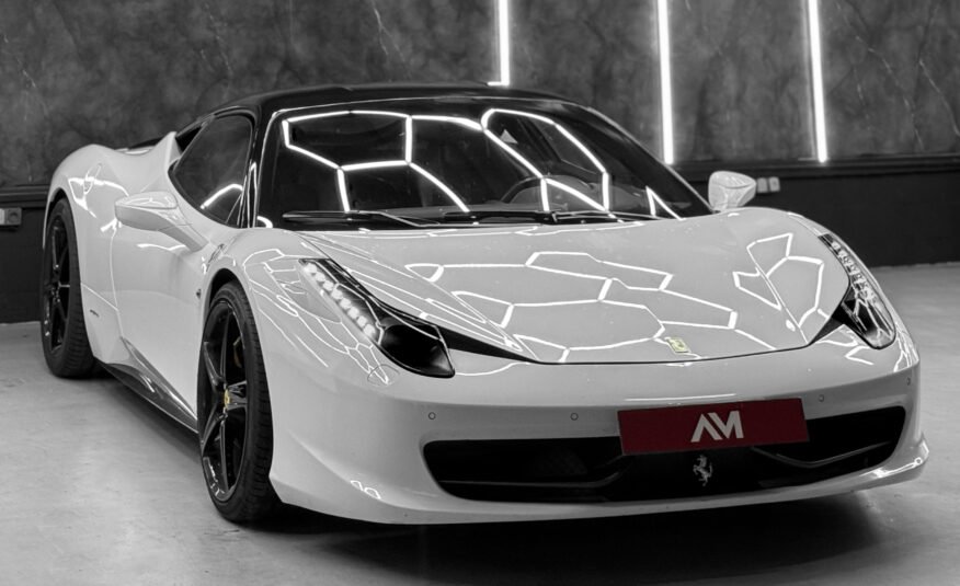 FERRARI 458 Italia