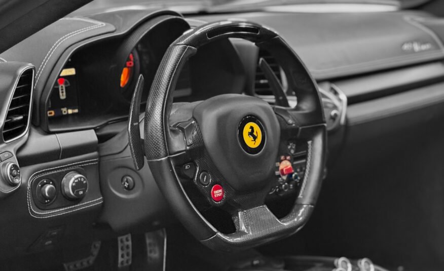 FERRARI 458 Italia