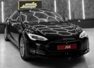 TESLA S 85D