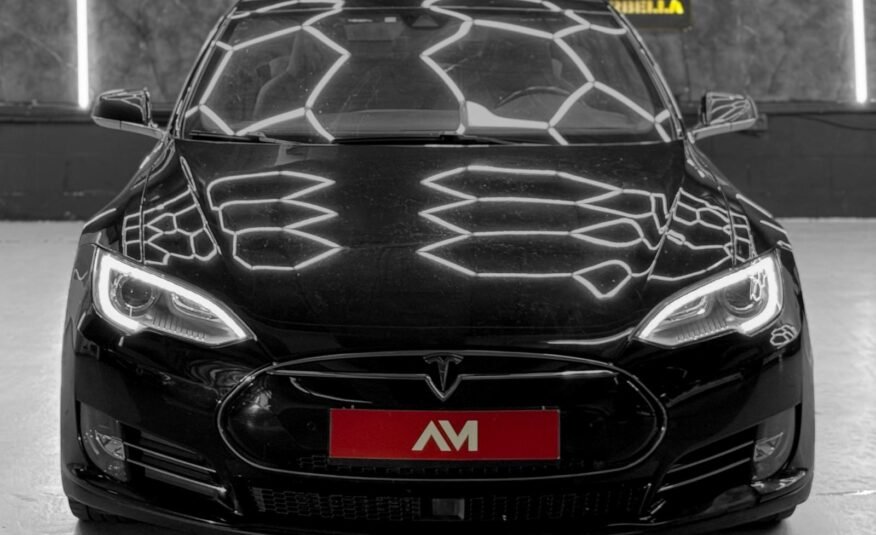 TESLA S 85D