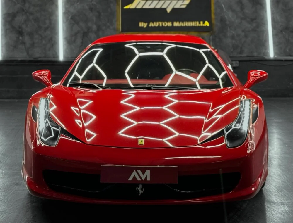 FERRARI 458 Italia