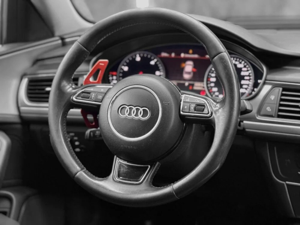 AUDI A6 3.0 SEDAN