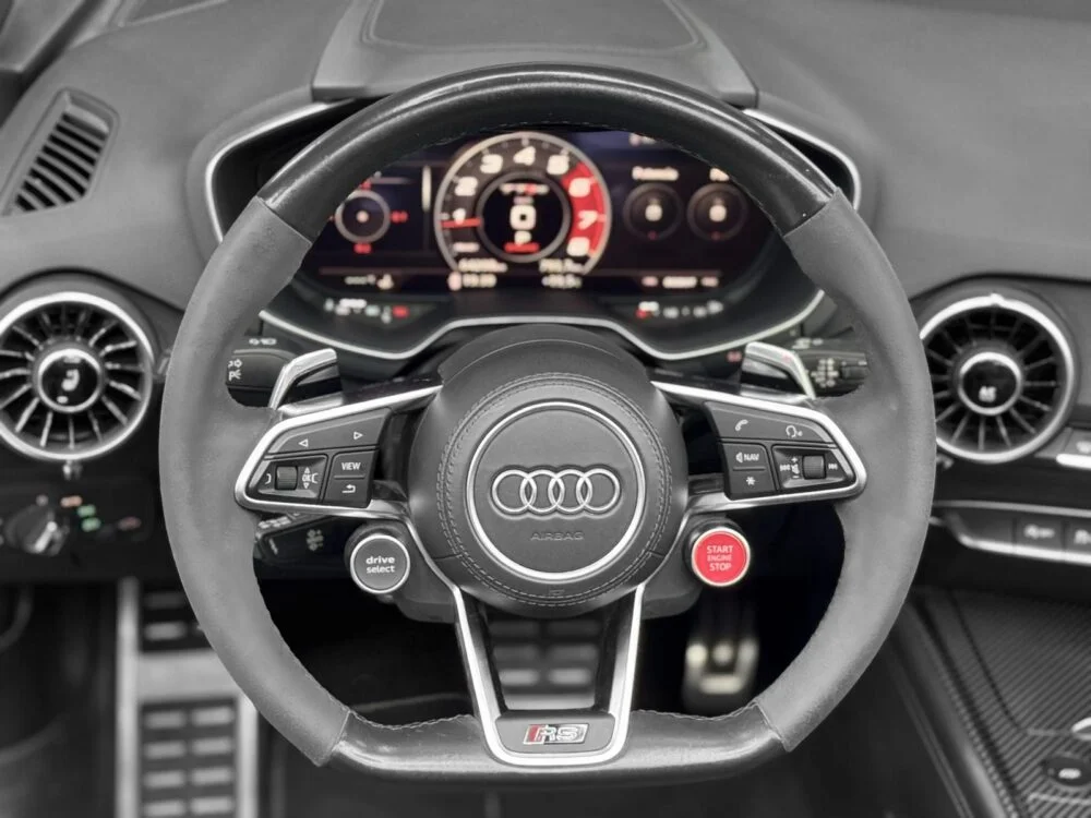 AUDI TT RS