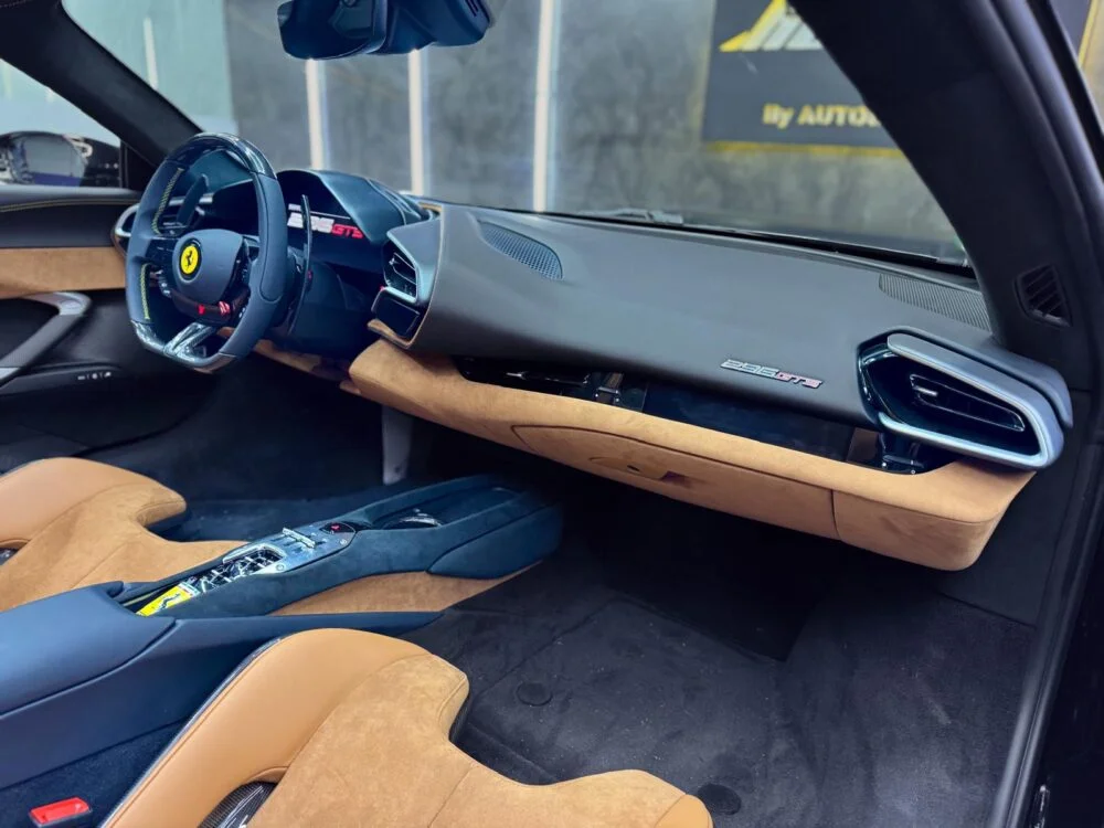 FERRARI 296 GTS SPYDER