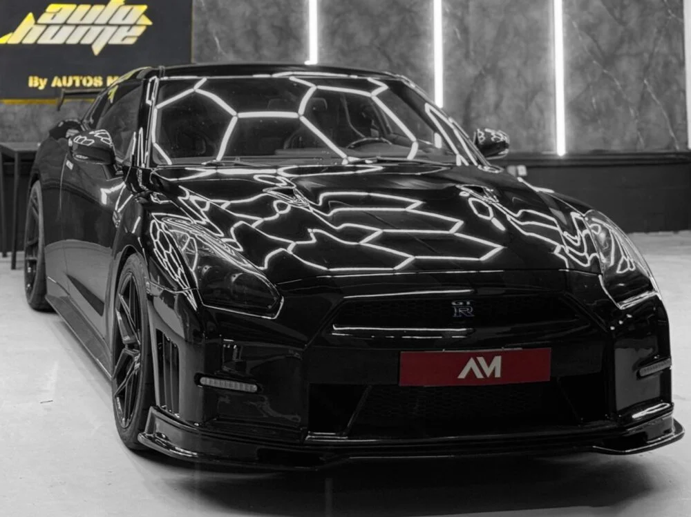 NISSAN GT-R R