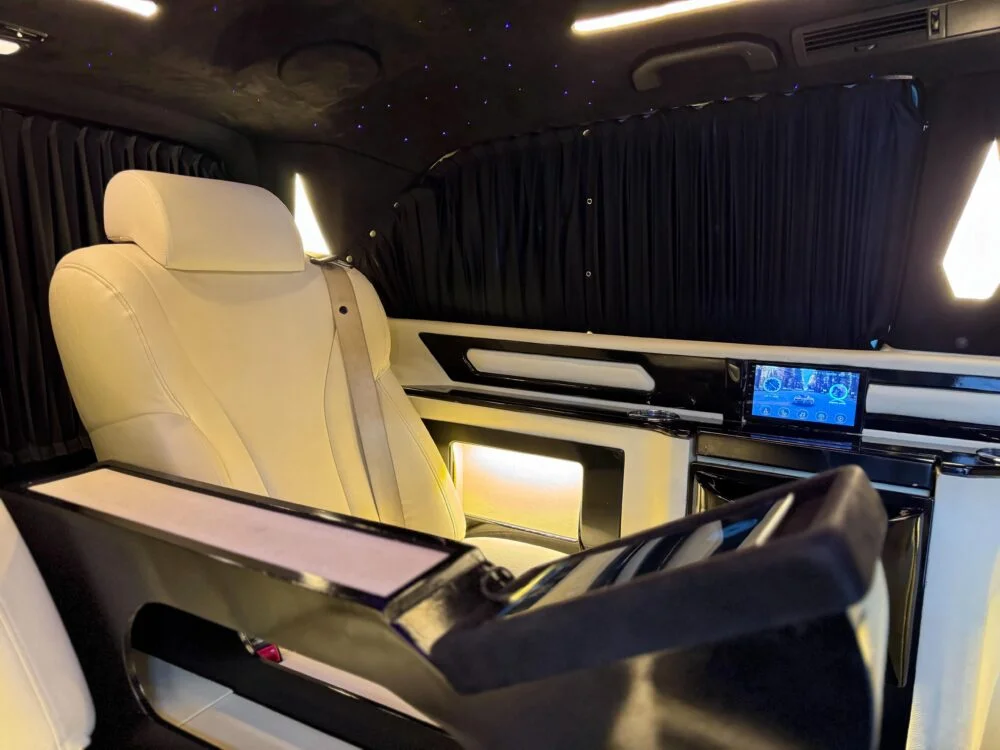 MERCEDES-BENZ vito V250 Maybach