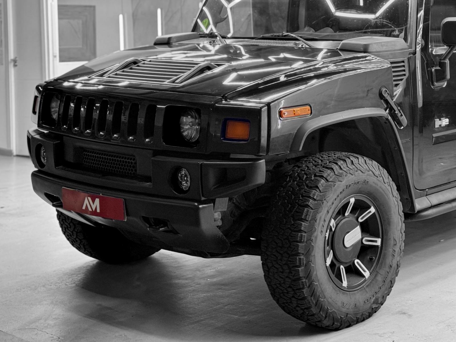 HUMMER H2 luxury