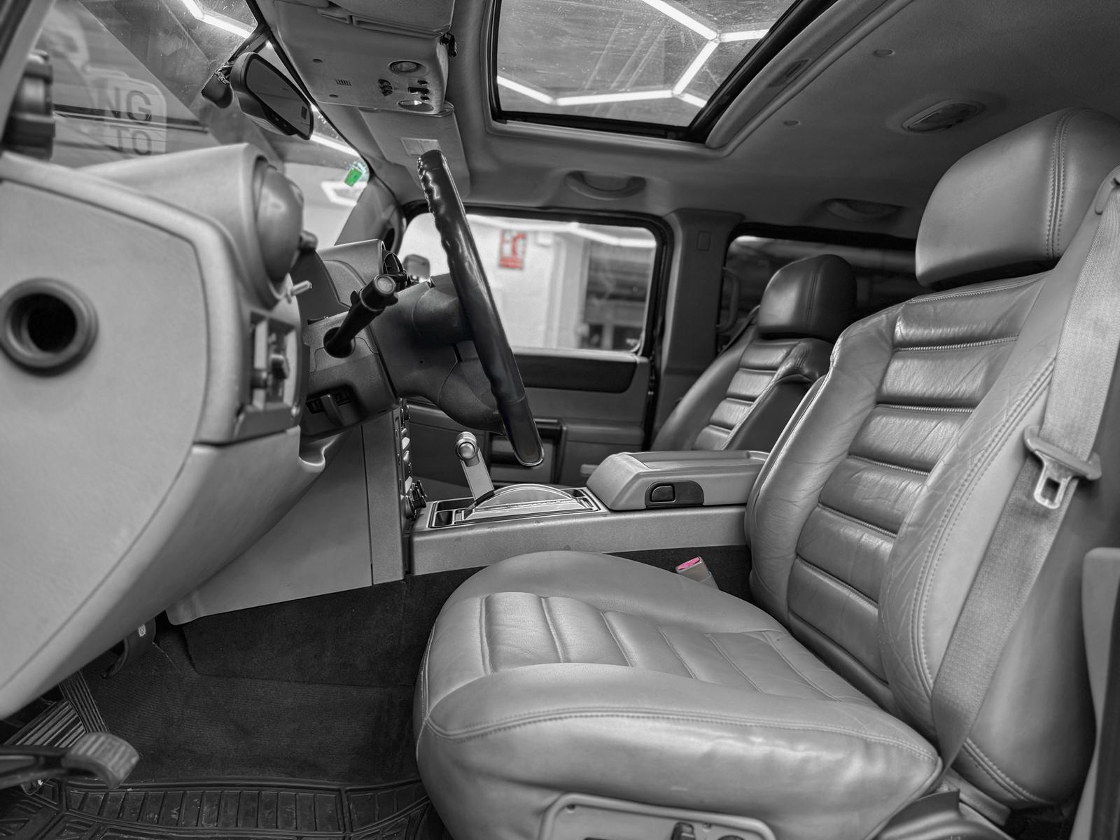 HUMMER H2 luxury