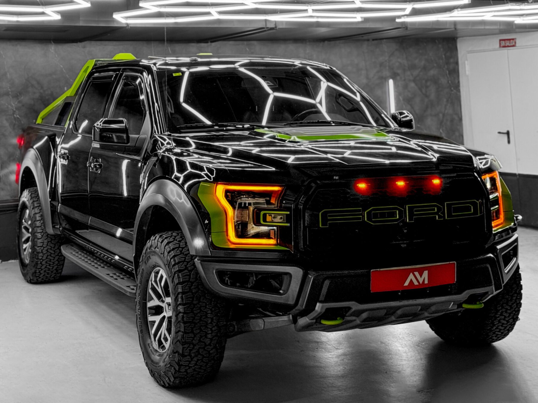 FORD F-150 RAPTOR