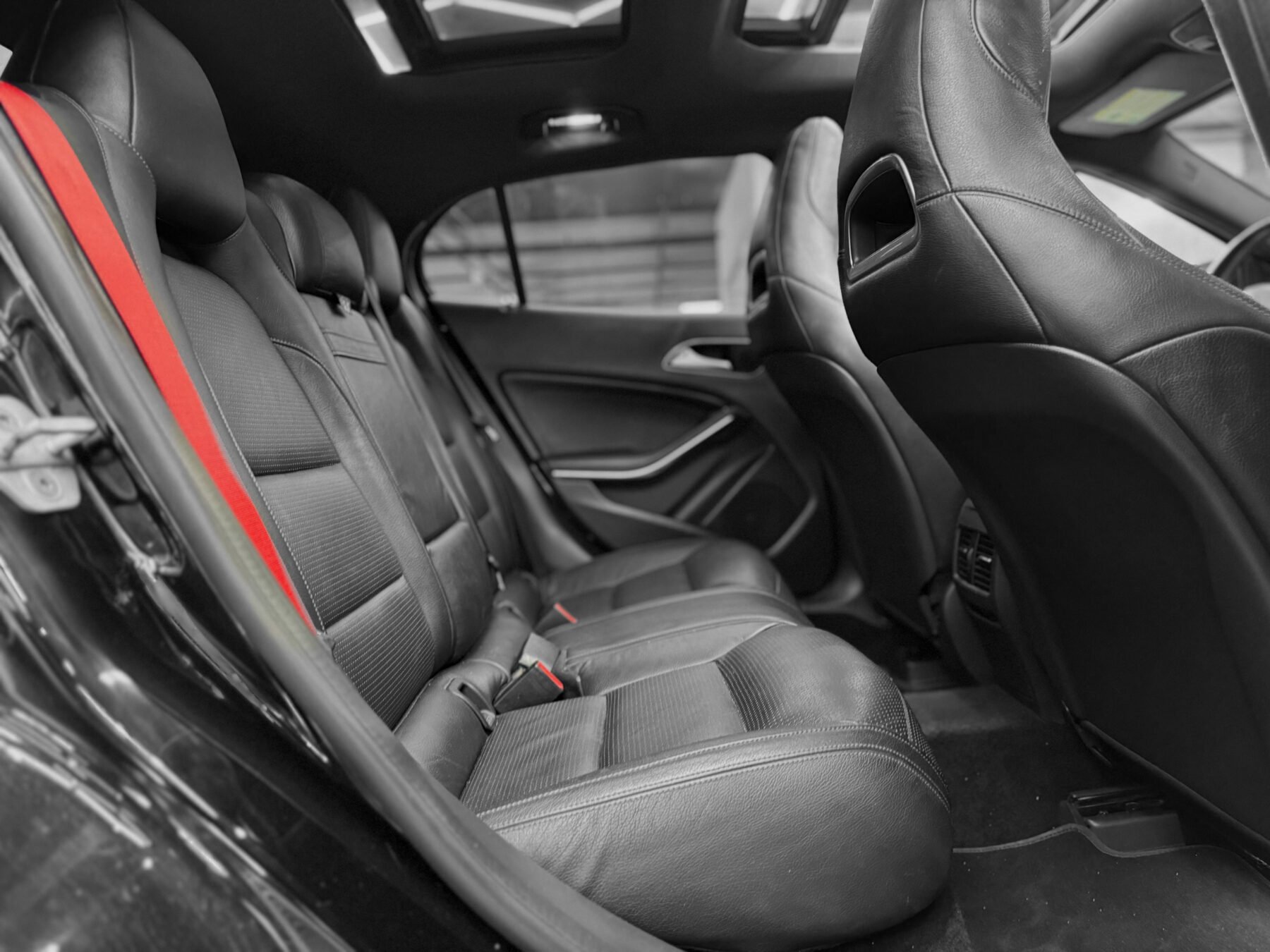 MERCEDES-BENZ GLA 45 AMG