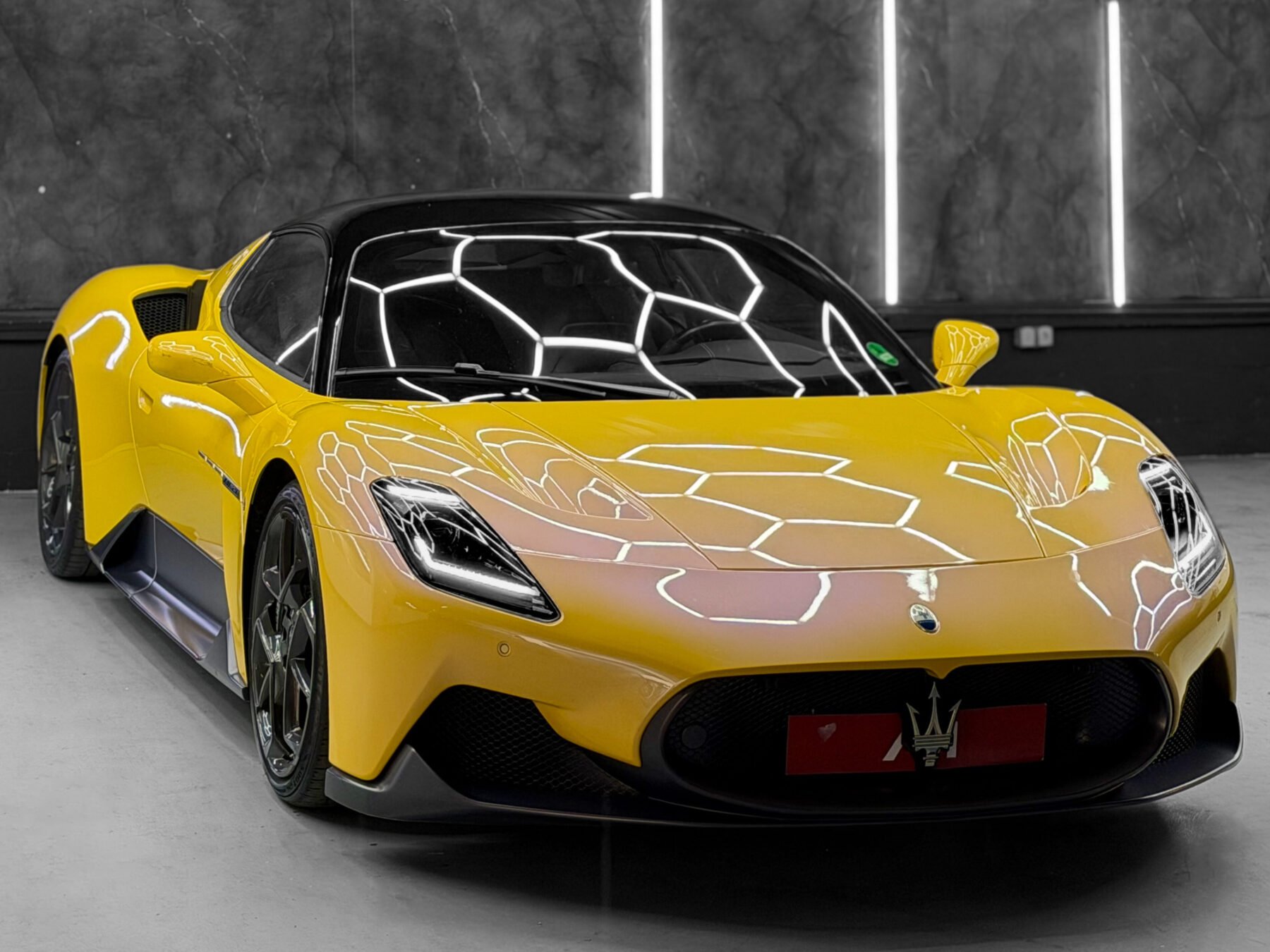 MASERATI MC20 V6 RWD Coupe