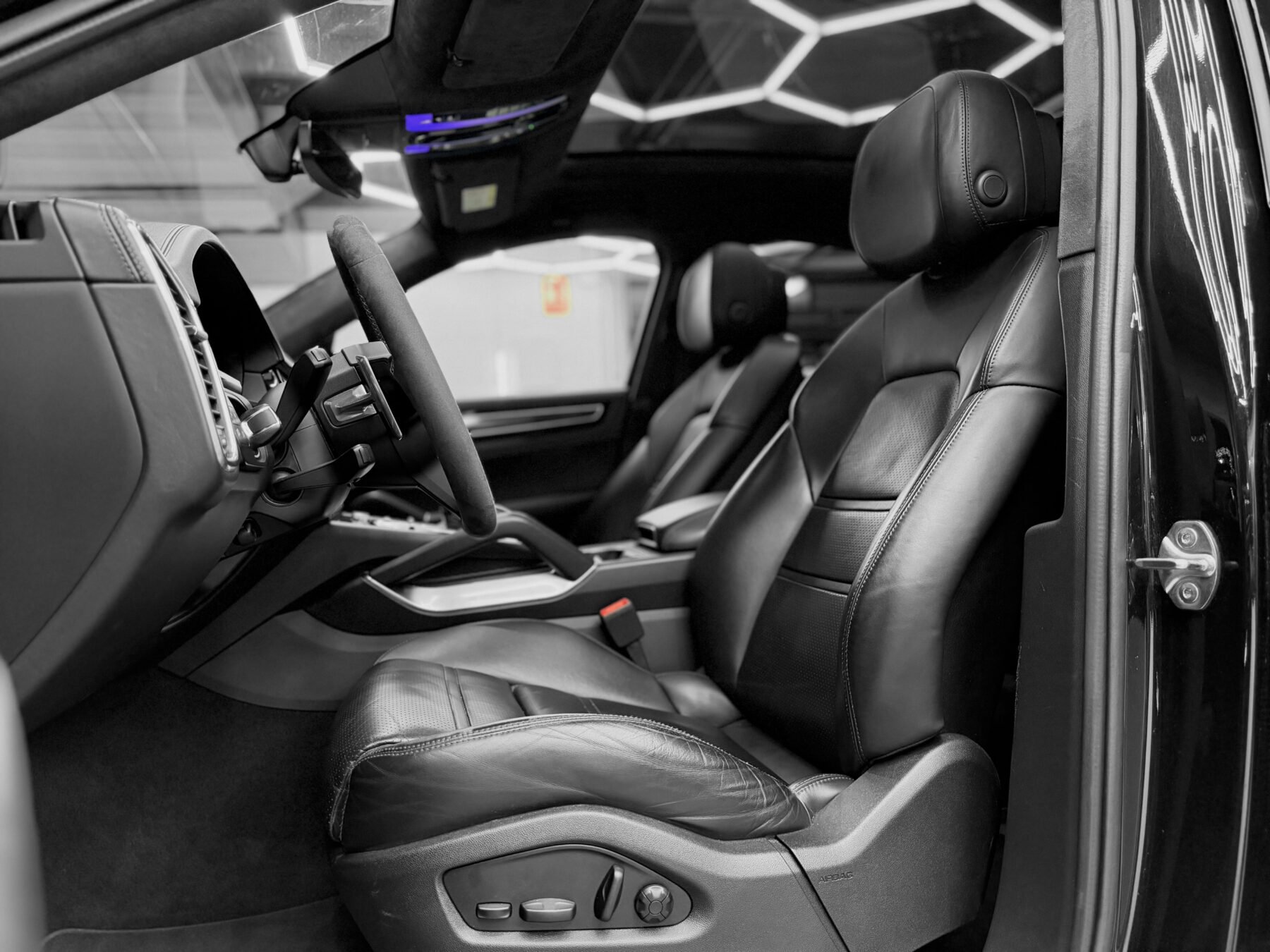 PORSCHE Cayenne TURBO S